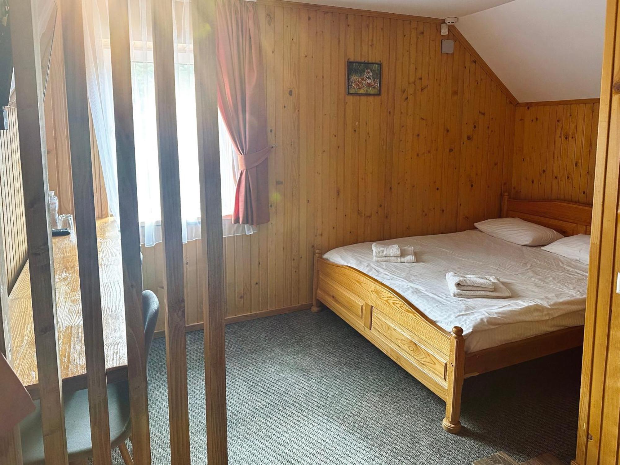 费尔瓦洛克木屋 斯拉夫西克 外观 照片